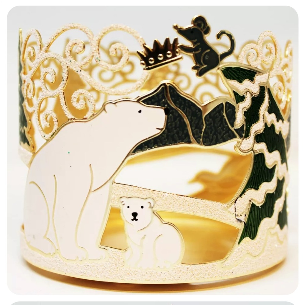 Bath & Body Works Candle Holder Christmas Holiday Polar Bear Sleeve